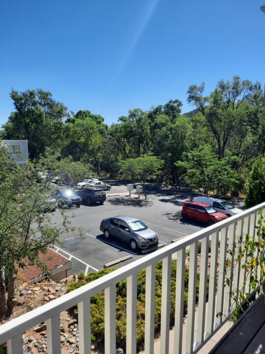 333 W Leroux St in Prescott, AZ - Building Photo