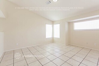 117 Breezy Shore Ave in North Las Vegas, NV - Building Photo - Building Photo