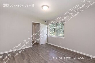 203 Johnson St in Garner, NC - Building Photo - Building Photo