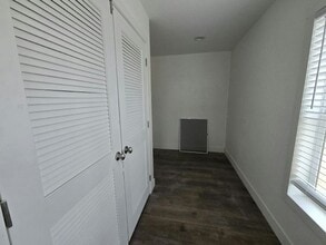 3401 N Walnut Rd in Las Vegas, NV - Building Photo - Building Photo