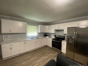 3250 Willard Dr in Fayetteville, NC - Building Photo - Building Photo