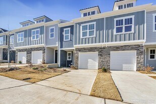 2573 Ruby Dixon Xing Dr in Gastonia, NC - Building Photo