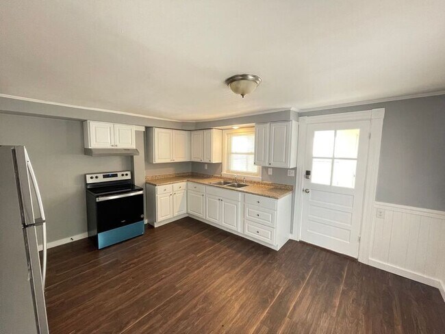 114 Jewett St in Manchester, NH - Building Photo - Building Photo