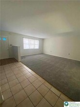 1650 Angela Dr in Bethlehem, PA - Building Photo - Building Photo