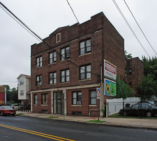 901 Bergen Apartments