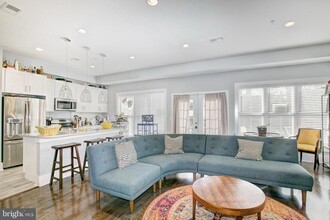 1220 19th St NE in Washington, DC - Building Photo - Building Photo