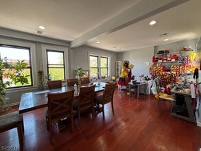 276 Morris Ave in Elizabeth, NJ - Building Photo - Building Photo