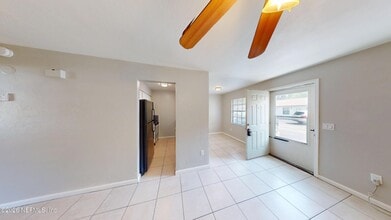 1010 Bronson St in Palatka, FL - Building Photo - Building Photo