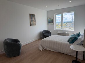 3309 Liberty Ave, Unit 301 in North Bergen, NJ - Building Photo - Building Photo