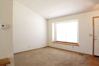 442 Dunne Dr in Fort Collins, CO - Building Photo - Building Photo
