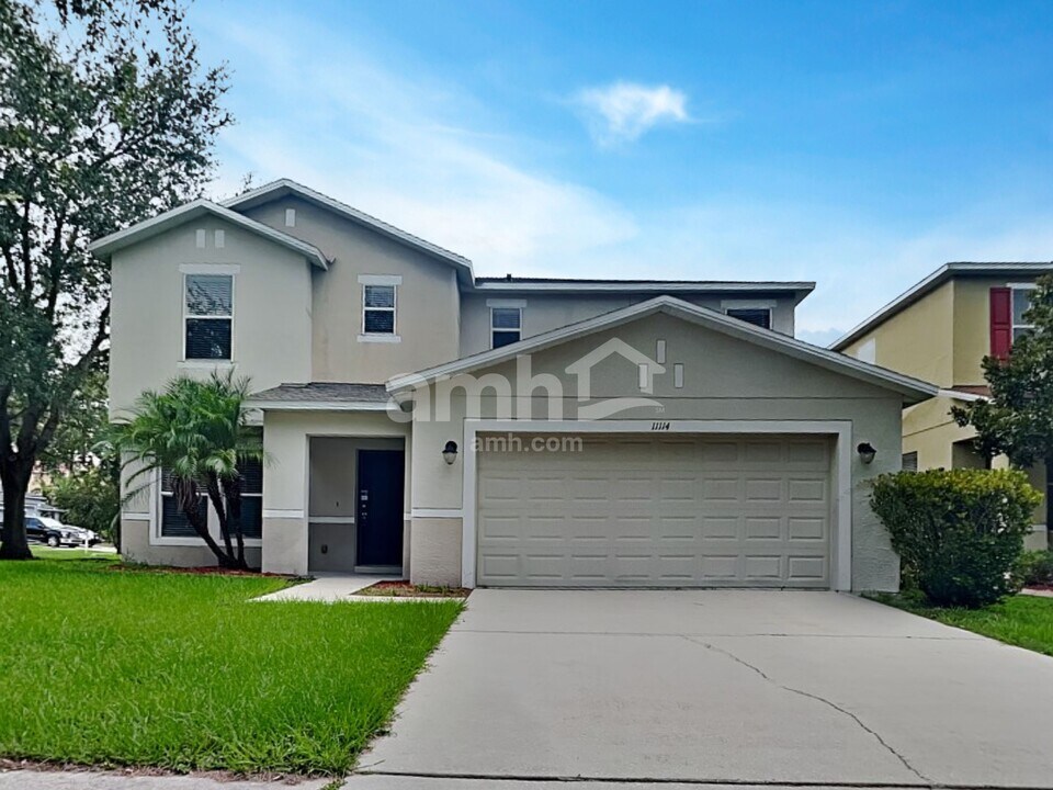 11114 Golden Silence Dr in Riverview, FL - Foto de edificio