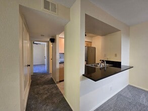 941 Calle Mejia in Santa Fe, NM - Building Photo - Building Photo