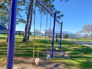 13409 W Summerchase Cir in Willis, TX - Building Photo - Building Photo