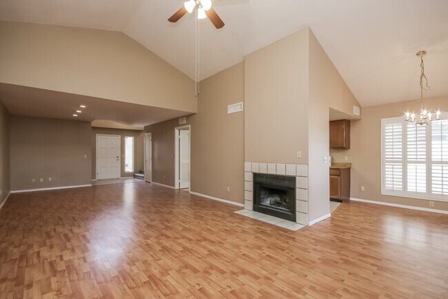 429 E Utopia Rd in Phoenix, AZ - Building Photo - Building Photo