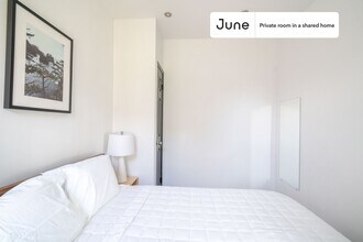Room in Shared 3 bed/2 bath home in New York, NY - Foto de edificio - Building Photo