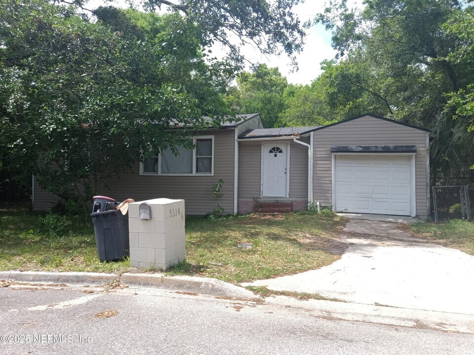 5514 Long St in Jacksonville, FL - Building Photo