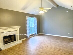 153 Jasmine Dr in Alabaster, AL - Building Photo - Building Photo