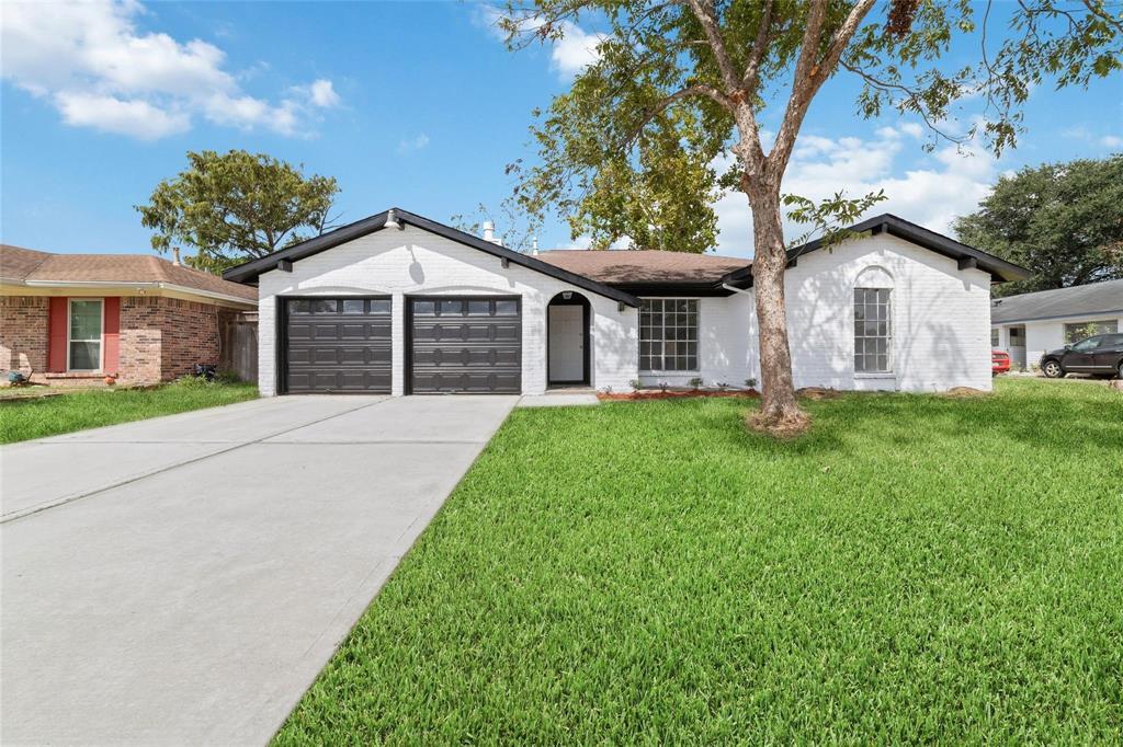 12018 Troulon Dr in Houston, TX - Building Photo