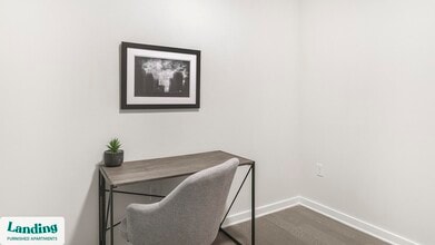 825 Usener St in Houston, TX - Building Photo - Building Photo