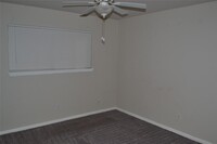 8719 Ilona Ln photo'