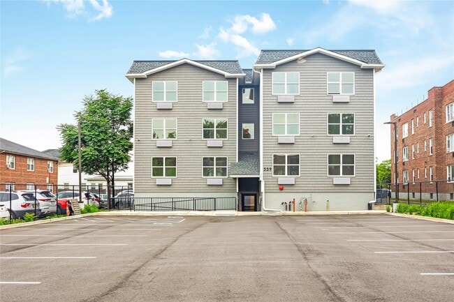 property at 539 Front St