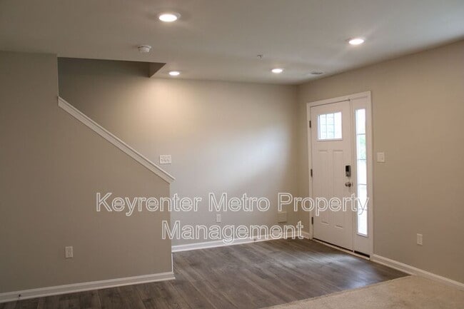 9818 Ruby Lockhart Blvd in Bowie, MD - Building Photo - Building Photo