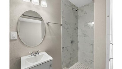 5207 Montague Pl in Orlando, FL - Building Photo - Building Photo