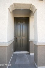 5719 W Encinas Ln in Phoenix, AZ - Building Photo - Building Photo