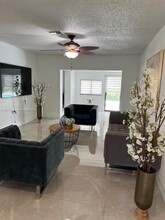 10860 NW 40th St in Coral Springs, FL - Building Photo - Building Photo