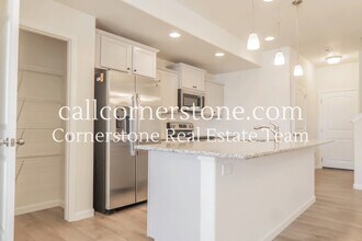 1092 Petra Heights in Colorado Springs, CO - Building Photo - Building Photo