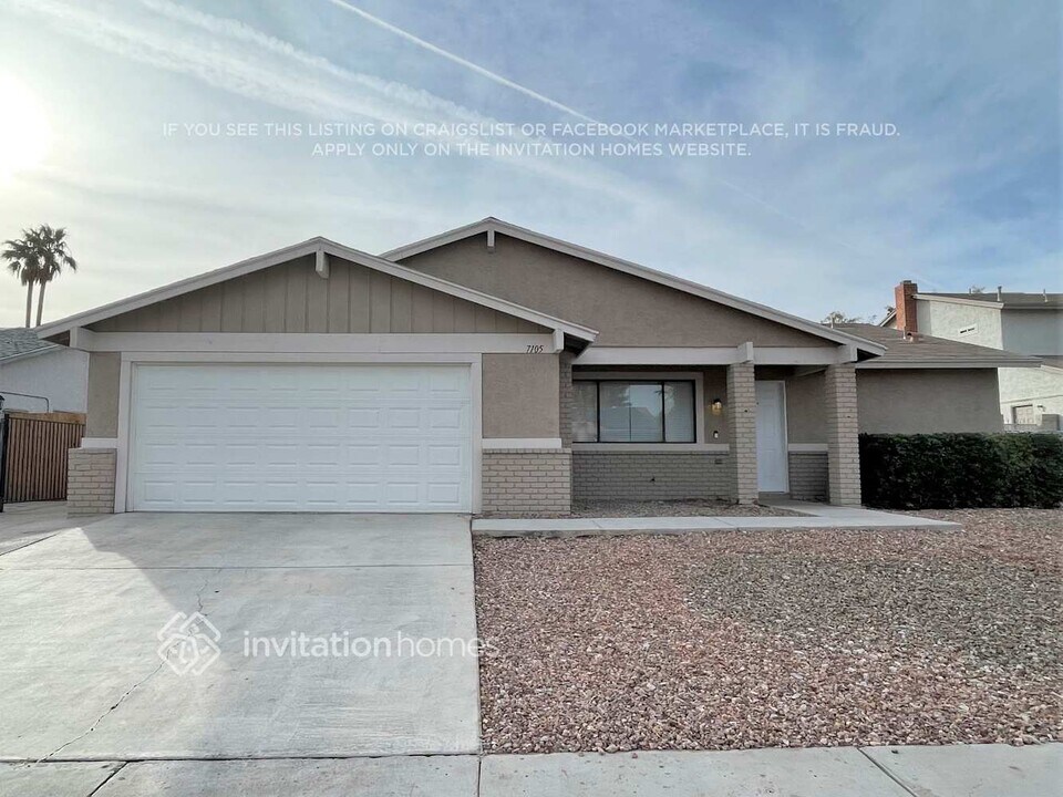 7105 Powderhorn Cir in Las Vegas, NV - Building Photo