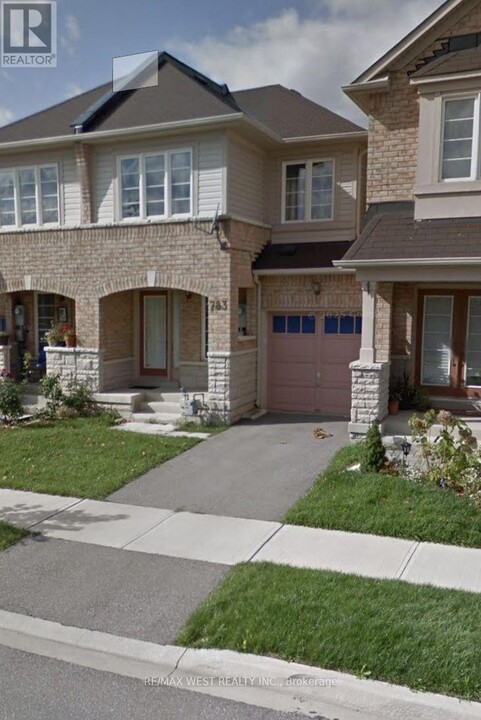 783 Gleeson Rd in Milton, ON - Building Photo
