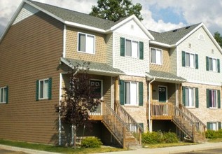 Firehouse Crossings in Kalamazoo, MI - Foto de edificio - Building Photo