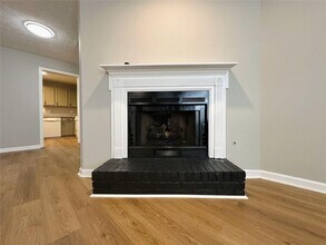 1016 Kennesborough Rd NW in Kennesaw, GA - Building Photo - Building Photo
