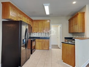 220 Ash Dr in Mocksville, NC - Foto de edificio - Building Photo