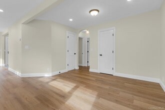 21 Reading Rd in Patterson, NY - Building Photo - Building Photo