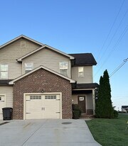 679 Cooper Square in Cookeville, TN - Building Photo