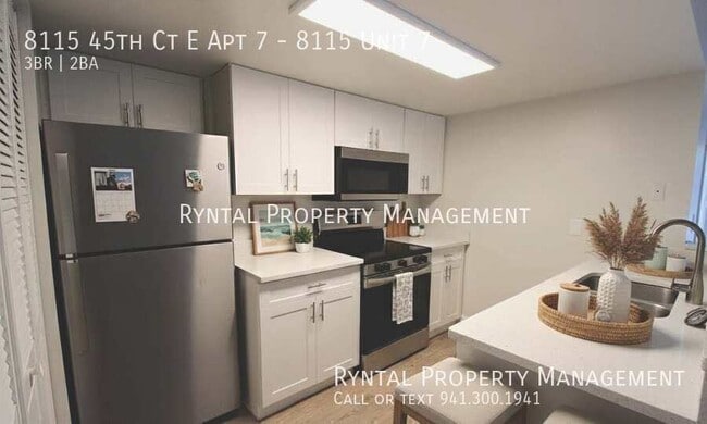 8115 45th Ct E in Sarasota, FL - Building Photo - Building Photo