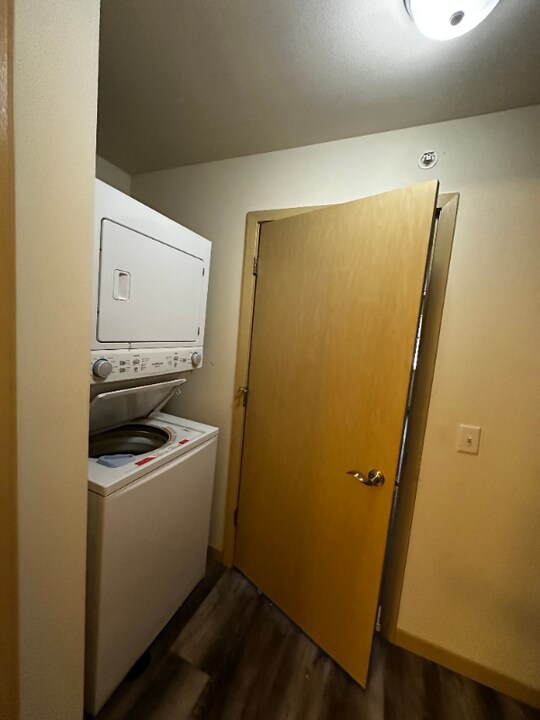 1174 Stonewood Crossing, Unit 204 in Sun Prairie, WI - Building Photo