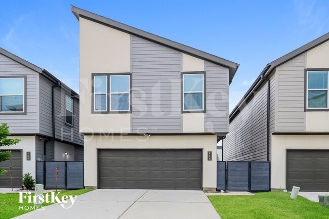 446 S Centro Cir