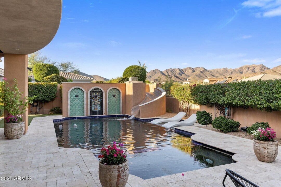 18127 N 98th Way in Scottsdale, AZ - Building Photo