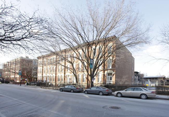 448-456 W Armitage Ave in Chicago, IL - Building Photo - Building Photo