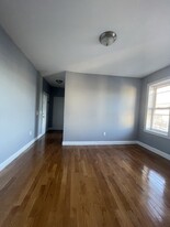 1204 Kennedy Blvd, Unit 33 in Bayonne, NJ - Building Photo - Building Photo