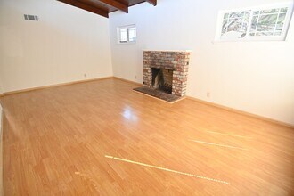 2721 Benton St in Santa Clara, CA - Building Photo - Building Photo