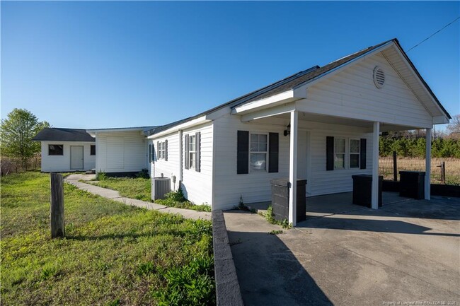 3250 M.L.K. Jr Dr in Lumberton, NC - Building Photo - Building Photo