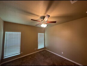 2401 Vicksburg Ln in Temple, TX - Building Photo - Building Photo