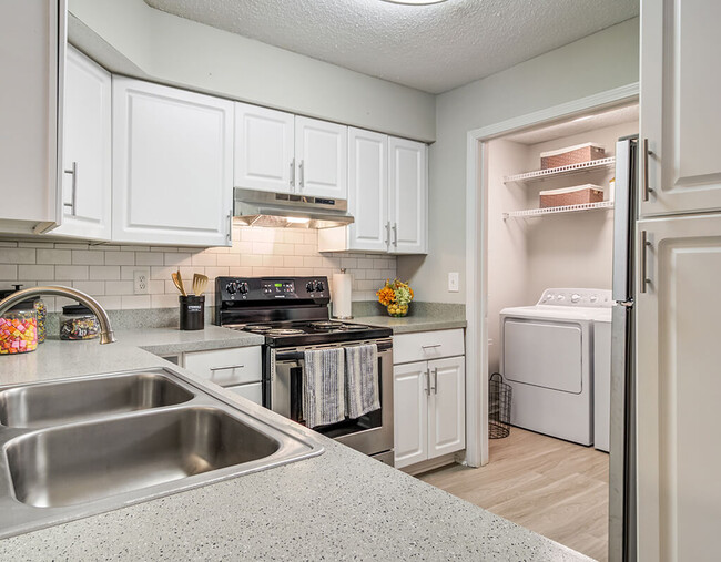 Chroma Park Apartments in Austell, GA - Building Photo - Interior Photo