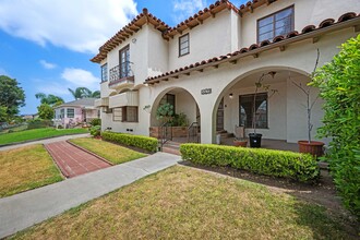 5529 Via Corona St in East Los Angeles, CA - Building Photo - Building Photo