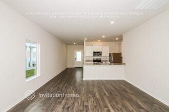 8120 Sunberry Shadow Dr in Houston, TX - Building Photo - Building Photo