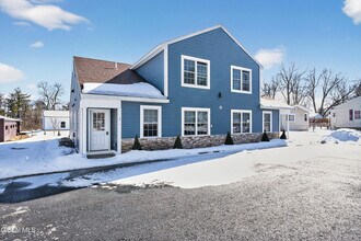 6 Arrow St in Schenectady, NY - Building Photo - Building Photo